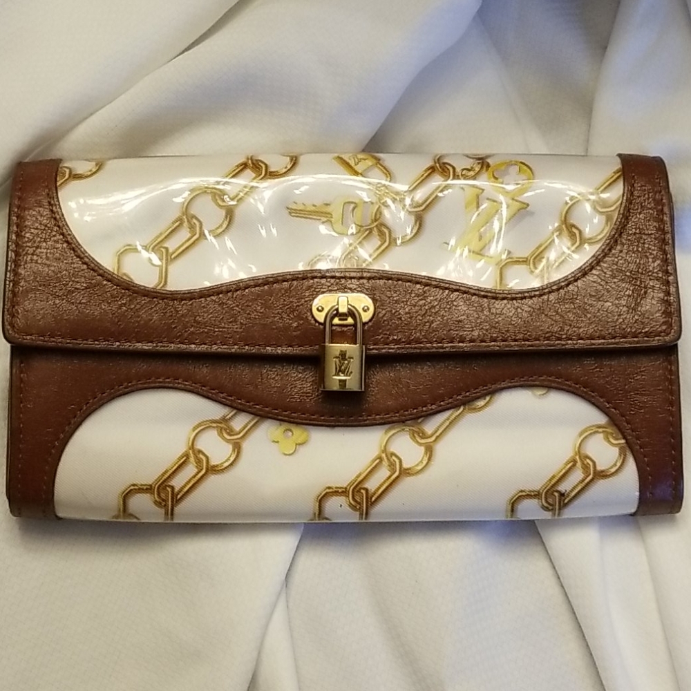 L V Monogram Charms Velvet Chain Wallet